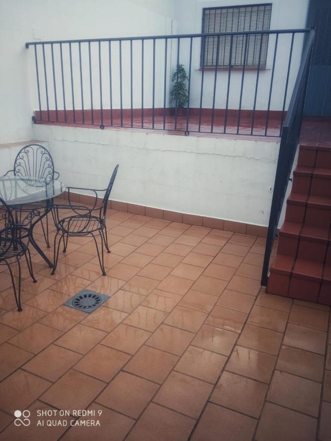 Cómodo adosado en San Bartolomé San Bartolomé de la Torre Exterior foto